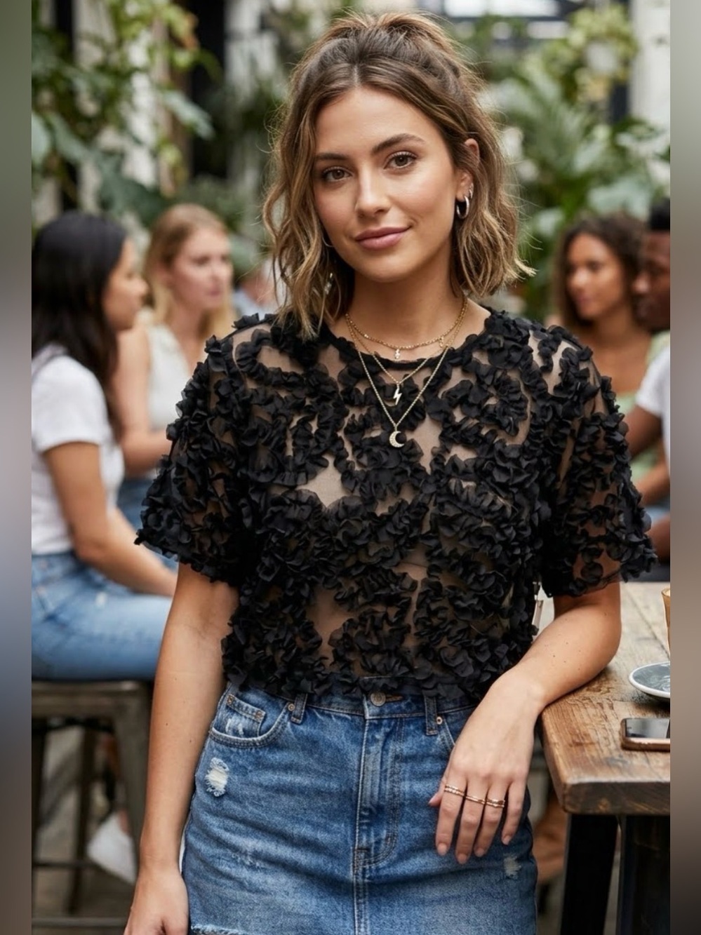 NWT mele e Pere Black Floral Appliqué Short Sleeve Top size S